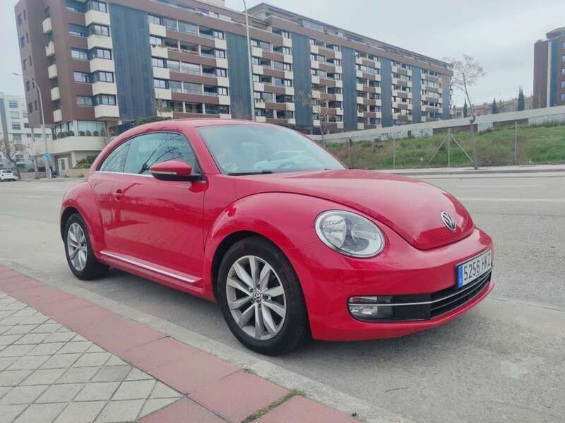 Usado VW Beetle 105 CV (77 kW) 2012 Rojo Utilitario