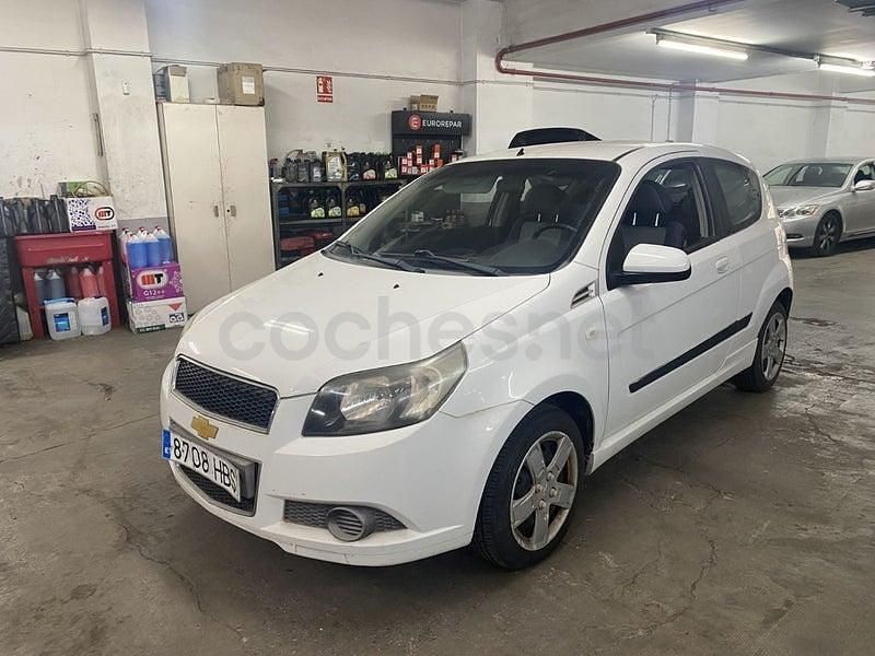 Blanco Usado 2011 Chevrolet Aveo LS Berlina | 5990 € (Precio justo) - Imagen 1/4