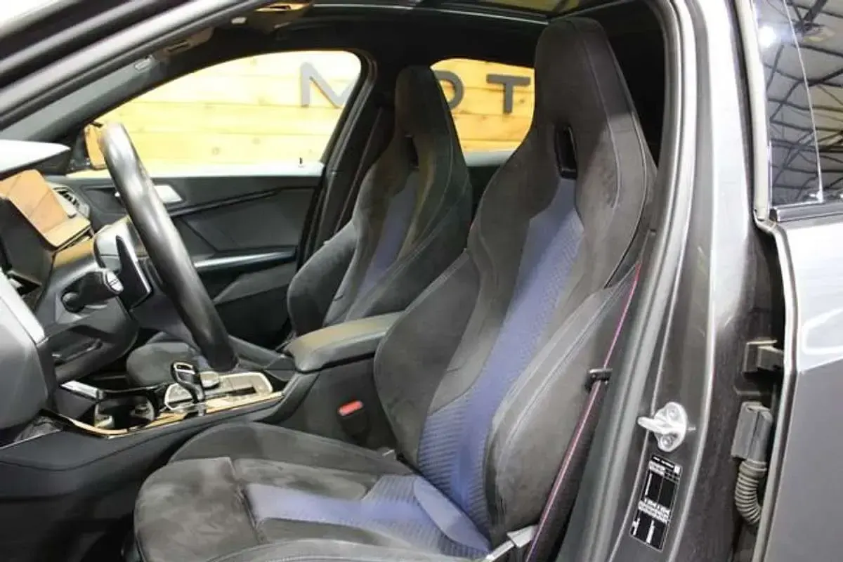 Usado BMW 128 Comfort Edition 265 CV (194 kW) 2021 Gris Utilitario