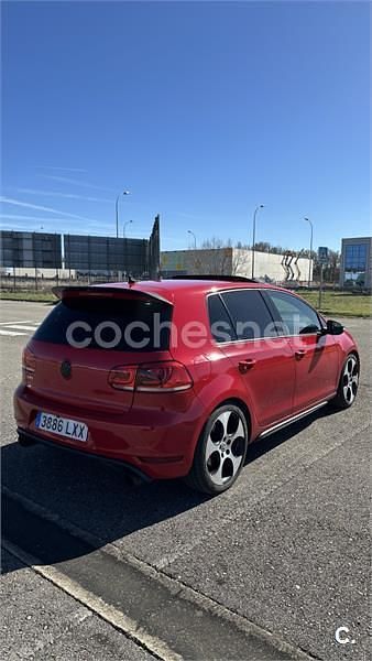 Usado VW Golf VI GTI 210 CV (154 kW) 2010 Rojo Utilitario