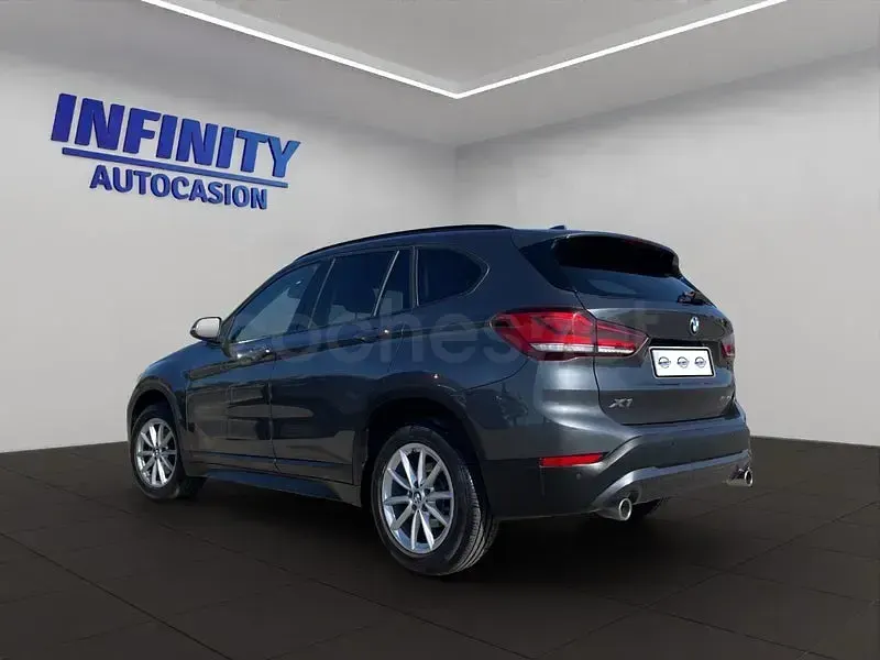 Usado BMW X1 150 CV (110 kW) 2021 Gris / plata SUV