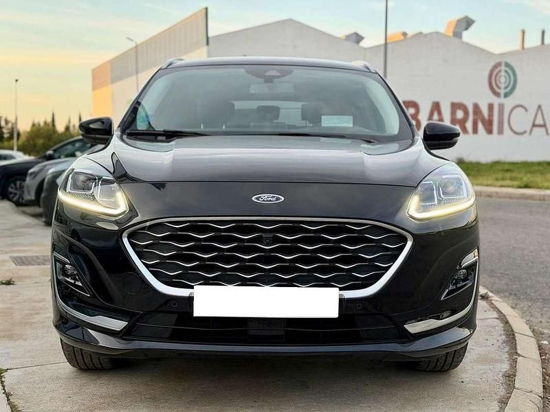 Usado Ford Kuga Vignale 190 HP (139 kW) 2023 Preto SUV