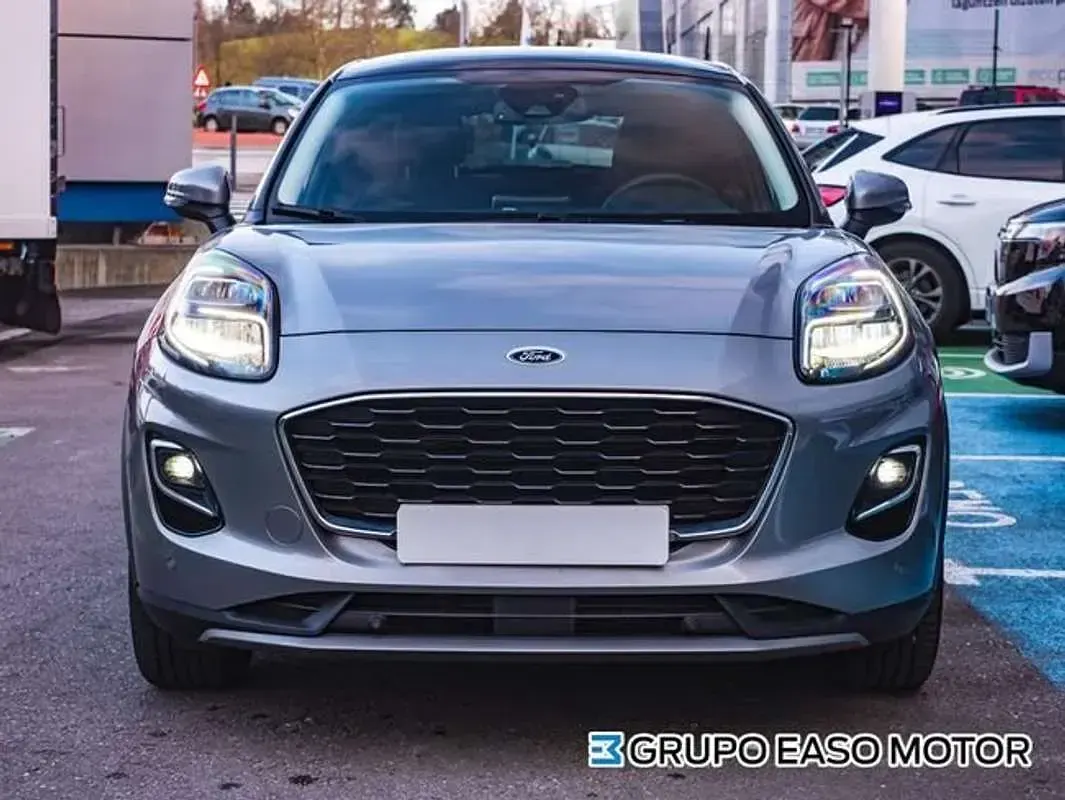 Usado Ford Puma Titanium X 155 CV (114 kW) 2023 Plateado SUV