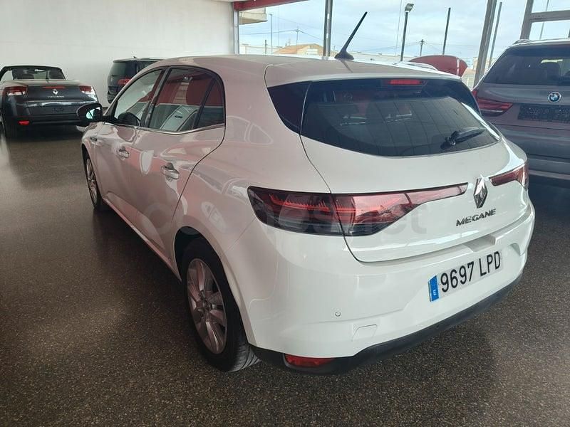 Usado Renault Mégane IV Business 115 CV (84 kW) 2021 Blanco Berlina