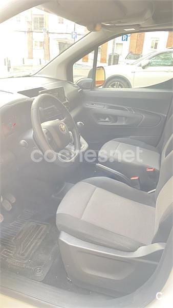 Usado Toyota Proace City City 102 CV (75 kW) 2020 Blanco Monovolumen