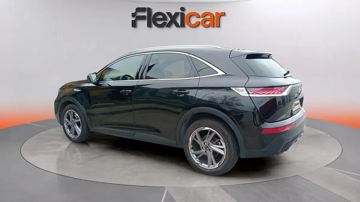 Usado DS Automobiles DS7 Crossback 179 CV (131 kW) 2022 Negro SUV