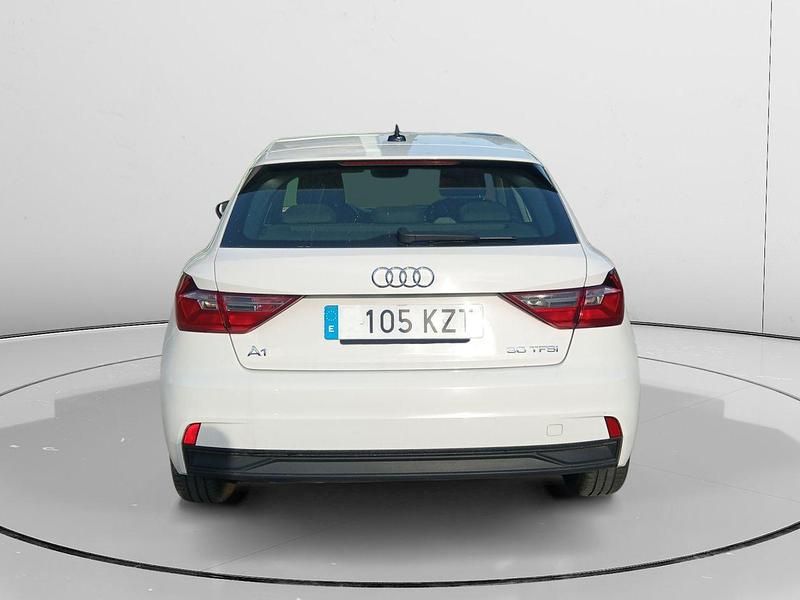 Usado Audi A1 Design 116 CV (85 kW) 2019 Rojo SUV