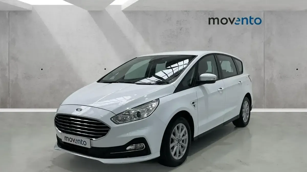 Usado Ford S-MAX Trend 190 CV (139 kW) 2022 Blanco Monovolumen