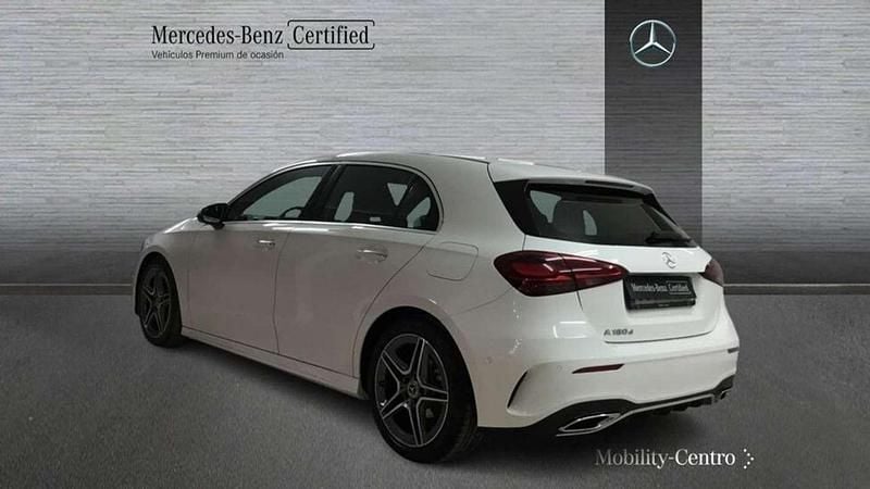 Usado Mercedes A180 109 CV (80 kW) 2024 Blanco Utilitario