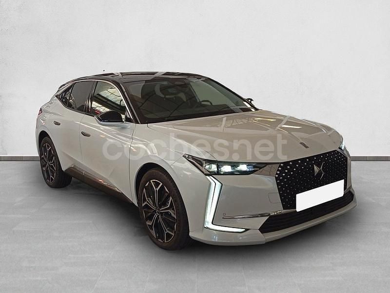 Usado DS Automobiles DS4 Trocadero 130 CV (95 kW) 2022 Blanco Berlina