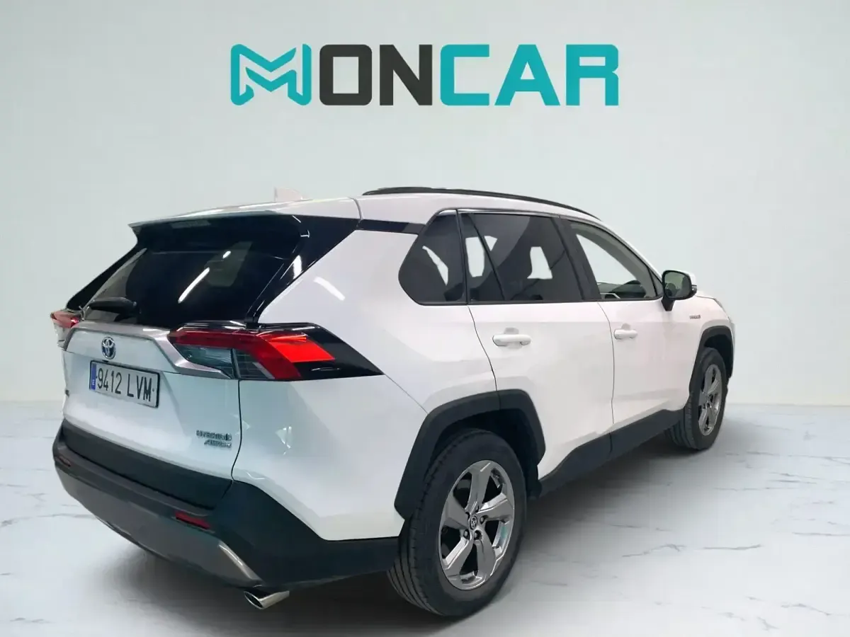 Usado Toyota RAV4 Hybrid Advance 222 CV (163 kW) 2021 Blanco SUV