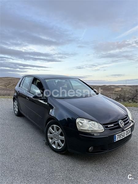 Usado VW Golf IV Highline 140 CV (102 kW) 2005 Negro Berlina