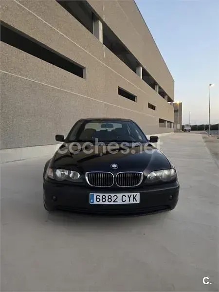Usado BMW 318 143 CV (105 kW) 2004 Negro Berlina