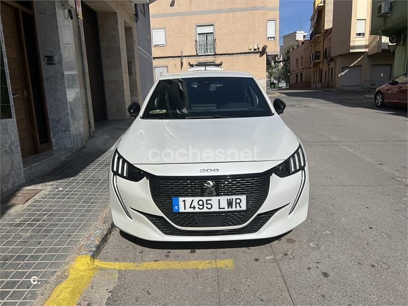 Blanco Usado 2022 Peugeot 208 GT Utilitario | 15.500 € (Caro) - Imagen 1/4