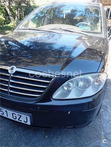Negro Usado 2010 Ssangyong (KGM) Rodius Limited Monovolumen | 5500 € (Precio justo) - Imagen 1/4