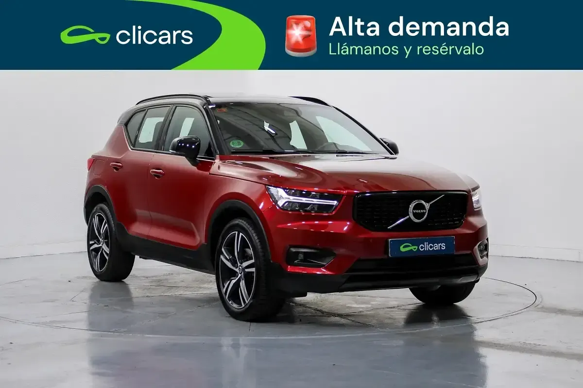 Usado Volvo XC40 R-Design 163 CV (119 kW) 2018 Rojo SUV