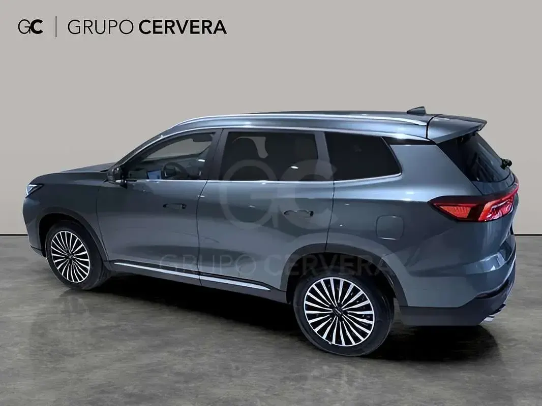 Nuevo Ebro s800 Luxury 147 CV (108 kW) 2025 Gris SUV