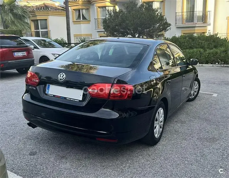 Usado VW Jetta Sport 210 CV (154 kW) 2014 Negro Berlina
