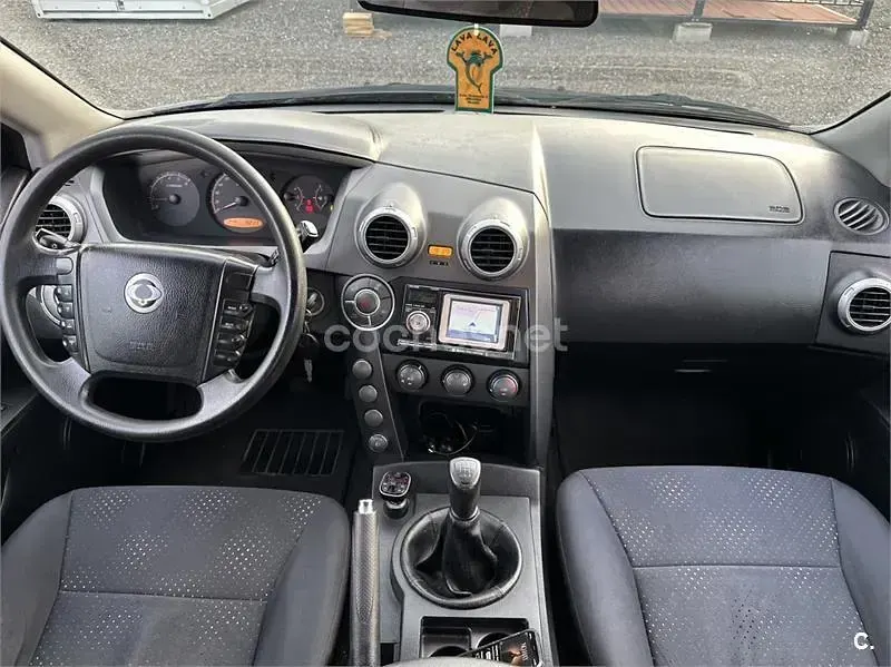 Usado SsangYong Actyon 138 CV (101 kW) 2011 Gris / plata Pickup/Camioneta