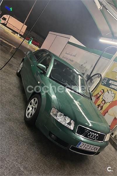 Usado Audi A4 Sport 130 CV (95 kW) 2004 Verde Familiar