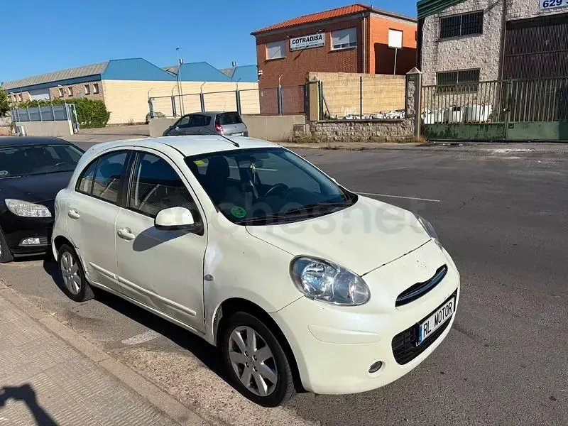 Usado Nissan Micra 80 CV (58 kW) 2012 Blanco Utilitario