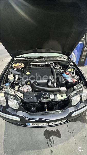 Usado Rover 45 101 CV (74 kW) 2004 Negro Berlina
