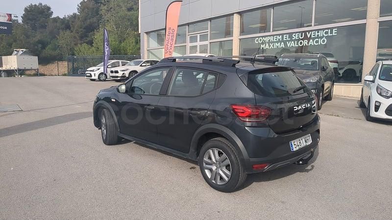 Usado Dacia Sandero Essentiel 101 CV (74 kW) 2023 Negro Berlina