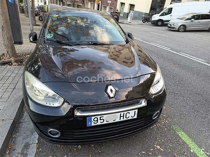 Usado Renault Fluence Dynamique 110 CV (80 kW) 2011 Negro Berlina