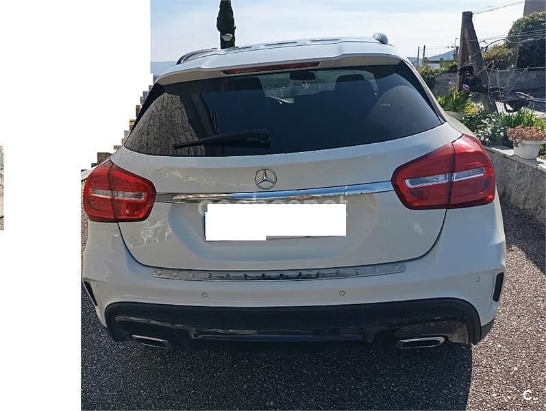 Usado Mercedes GLA200 AMG line 136 CV (100 kW) 2016 Blanco SUV