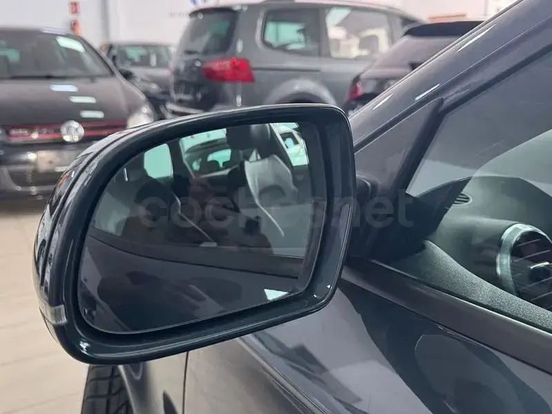 Usado Audi A3 Attraction 160 CV (117 kW) 2011 Negro Utilitario
