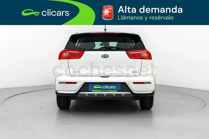 Usado Kia Niro 141 CV (103 kW) 2018 Blanco SUV