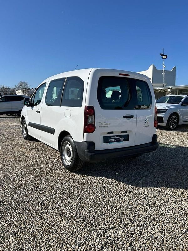 Usado Citroën Berlingo Live 75 CV (55 kW) 2018 Blanco Monovolumen