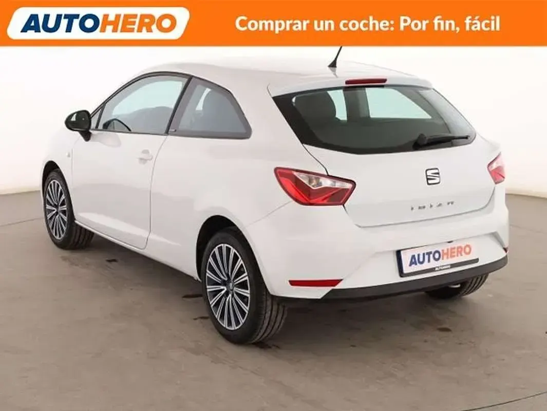 Usado Seat Ibiza CONNECT 95 CV (69 kW) 2016 Blanco Berlina