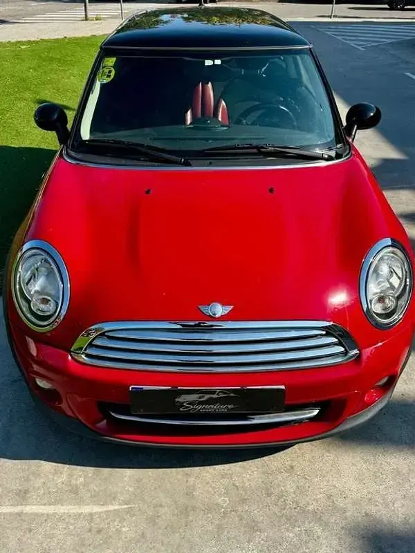 Usado Mini Cooper D 112 CV (82 kW) 2011 Rojo Utilitario