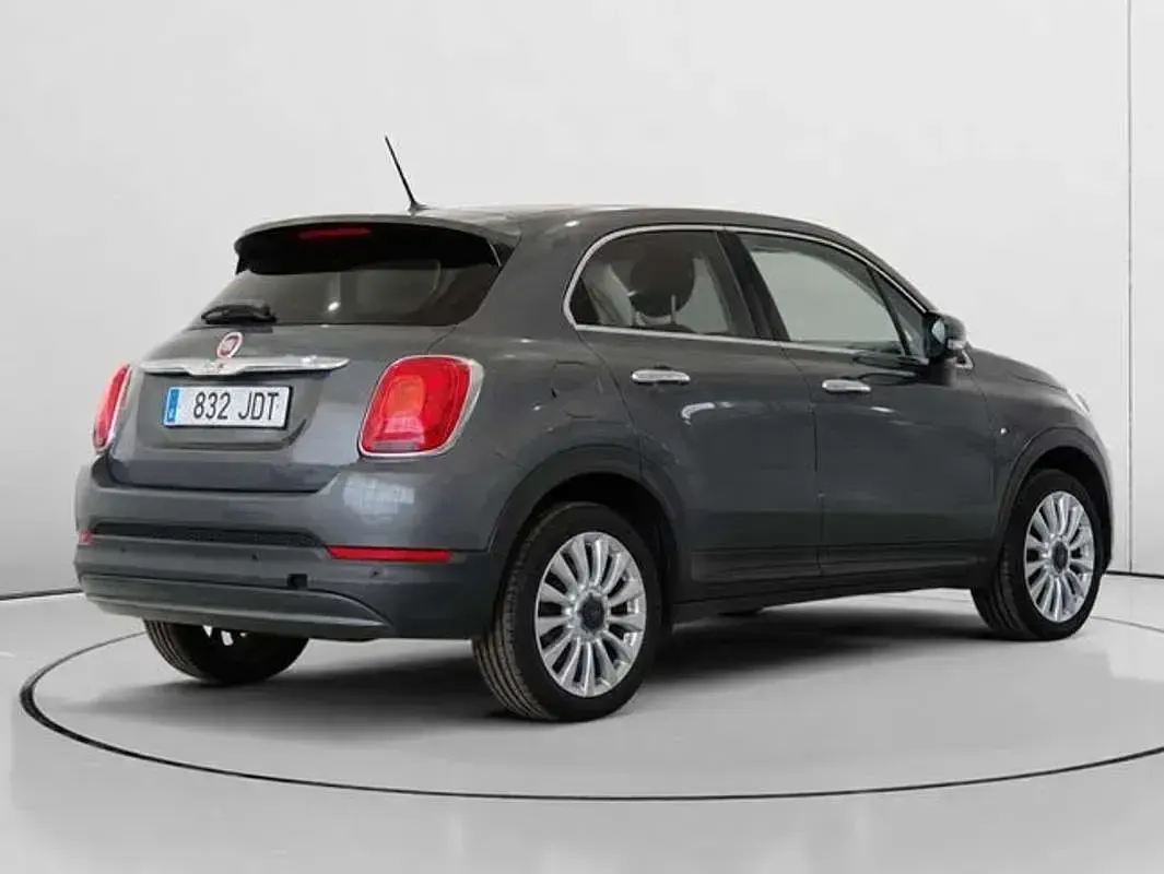 Usado Fiat 500X Lounge 120 CV (88 kW) 2015 Gris SUV