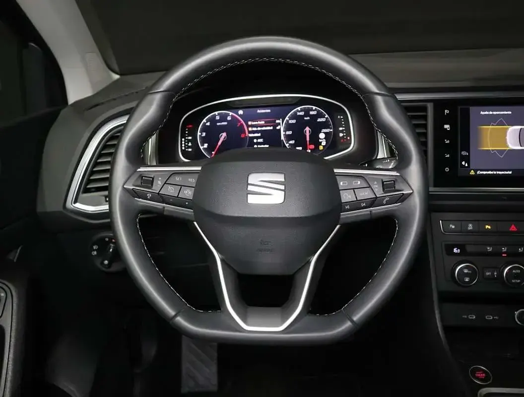 Usado Seat Ateca Style 150 CV (110 kW) 2021 Gris SUV