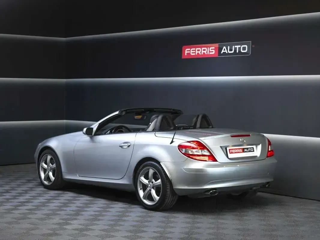 Usado Mercedes SLK280 231 CV (169 kW) 2006 Gris Descapotable