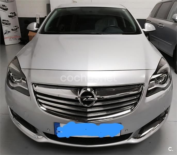 Gris / plata Usado 2014 Opel Insignia Excellence Berlina | 6900 € (Buen precio) - Imagen 1/4