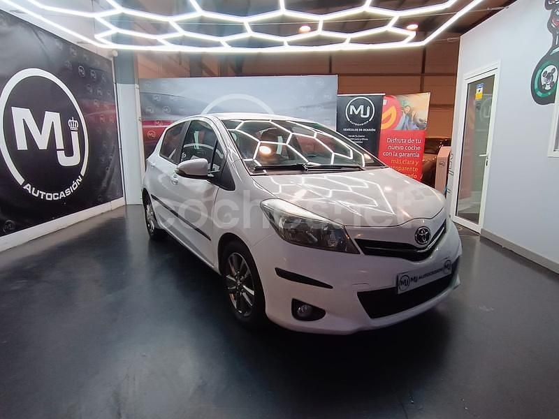 Blanco Usado 2014 Toyota Yaris Advance Berlina | 8990 € (Buen precio) - Imagen 1/4