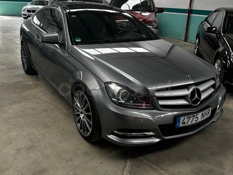 Usado Mercedes C350 306 CV (225 kW) 2011 Gris / plata Coupe