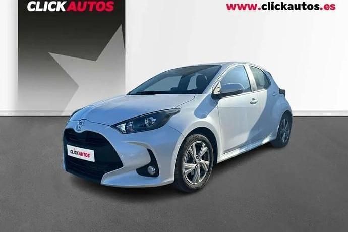 Usado Toyota Yaris Hybrid Active 116 CV (85 kW) 2025 Blanco Utilitario