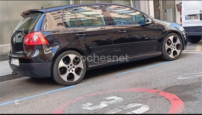 Usado VW Golf IV GTI 200 CV (147 kW) 2006 Negro Berlina