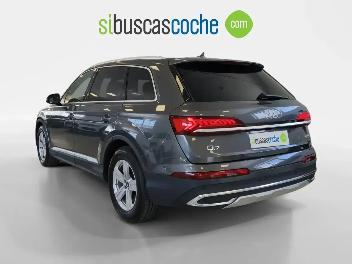 Usado Audi Q7 S-Line 286 CV (210 kW) 2022 Gris/plata SUV