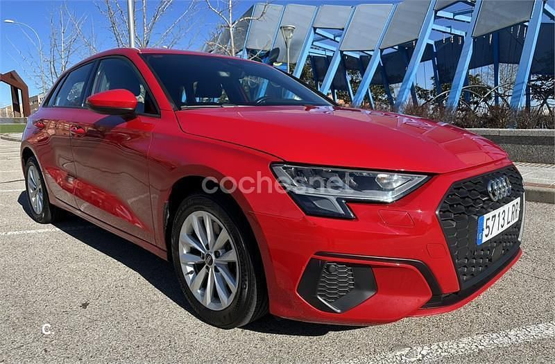 Usado Audi A3 116 CV (85 kW) 2021 Rojo Berlina