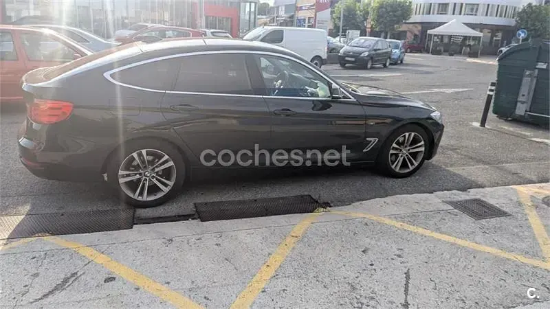 Usado BMW 320 M Sport 184 CV (135 kW) 2015 Negro Berlina