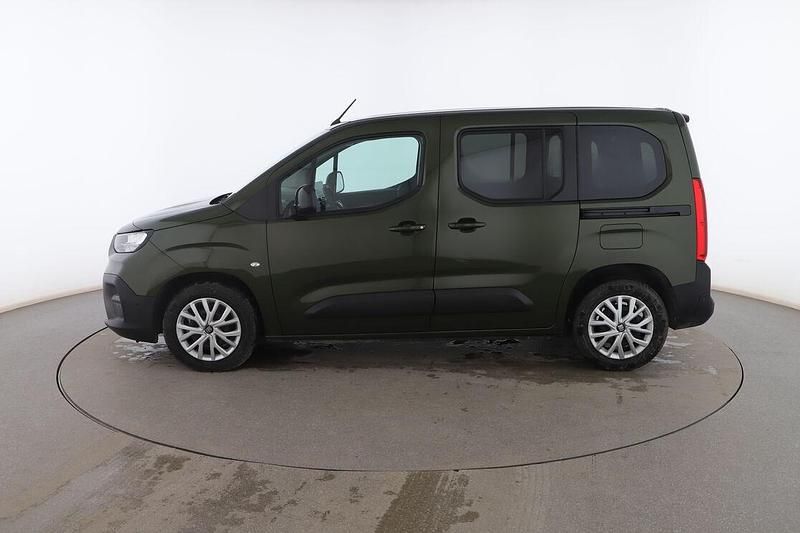 Usado Fiat Doblò 102 CV (75 kW) 2025 Verde Monovolumen