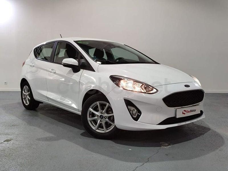 Usado Ford Fiesta Trend 75 CV (55 kW) 2022 Blanco Utilitario