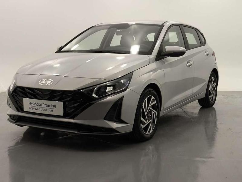 Gris Usado 2024 Hyundai i20 Utilitario | 16.300 € (Precio justo) - Imagen 1/4