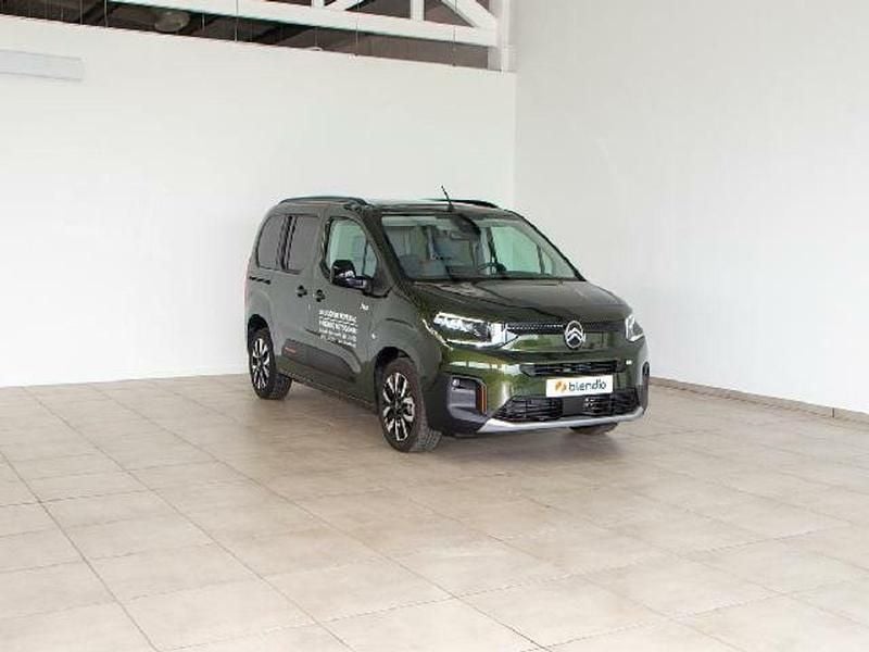 Usado Citroën Berlingo 130 CV (95 kW) 2024 Verde Monovolumen