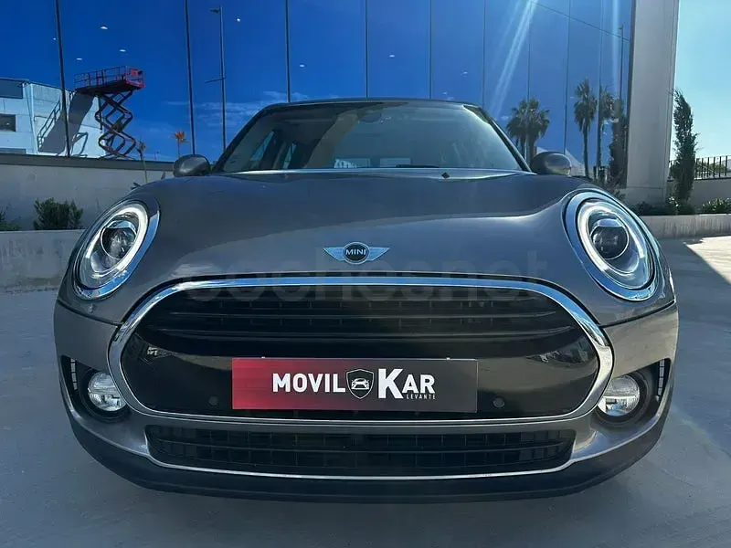 Usado Mini Cooper D Clubman 150 CV (110 kW) 2016 Gris / plata Familiar